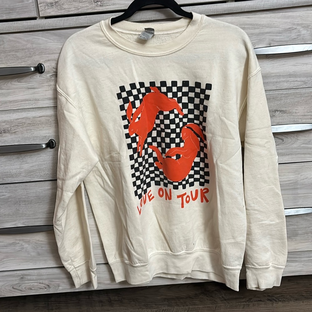 Harry Styles Love on Tour Crewneck!